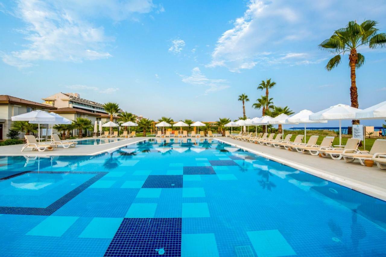 Crystal Boutique Beach & Resort - Adult Only 베렉 외부 사진