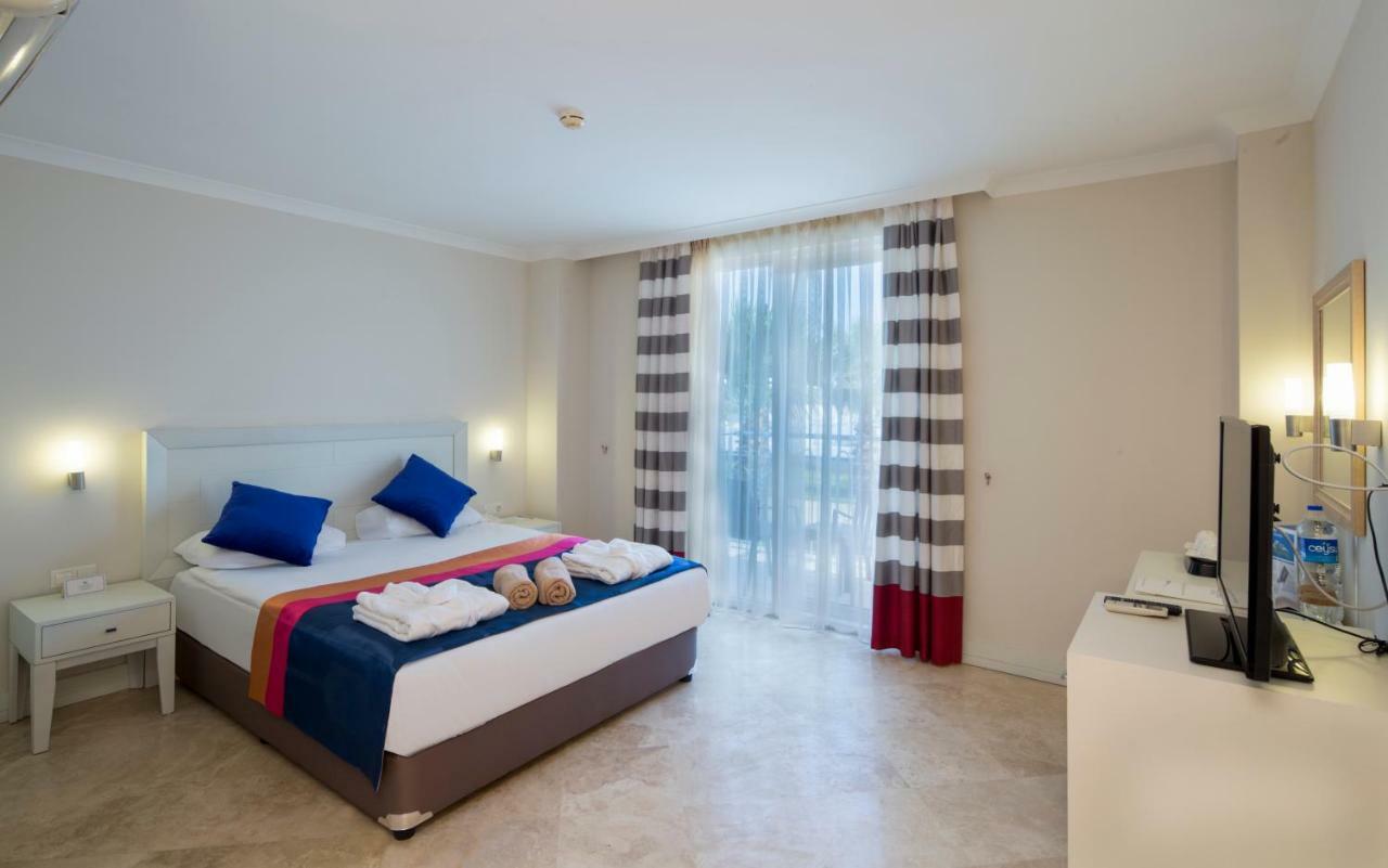 Crystal Boutique Beach & Resort - Adult Only 베렉 외부 사진